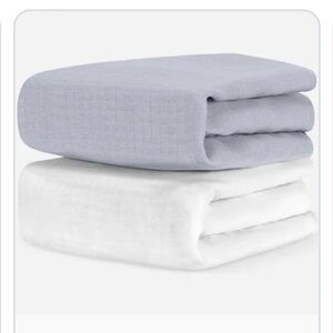 2 Pack Newton Crib Sheets